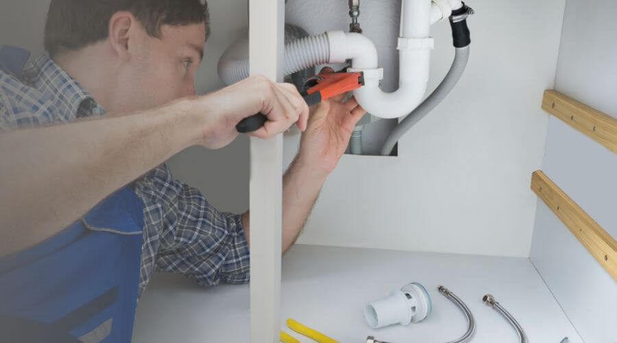 Local annual plumbing maintenance in Riverton, IL